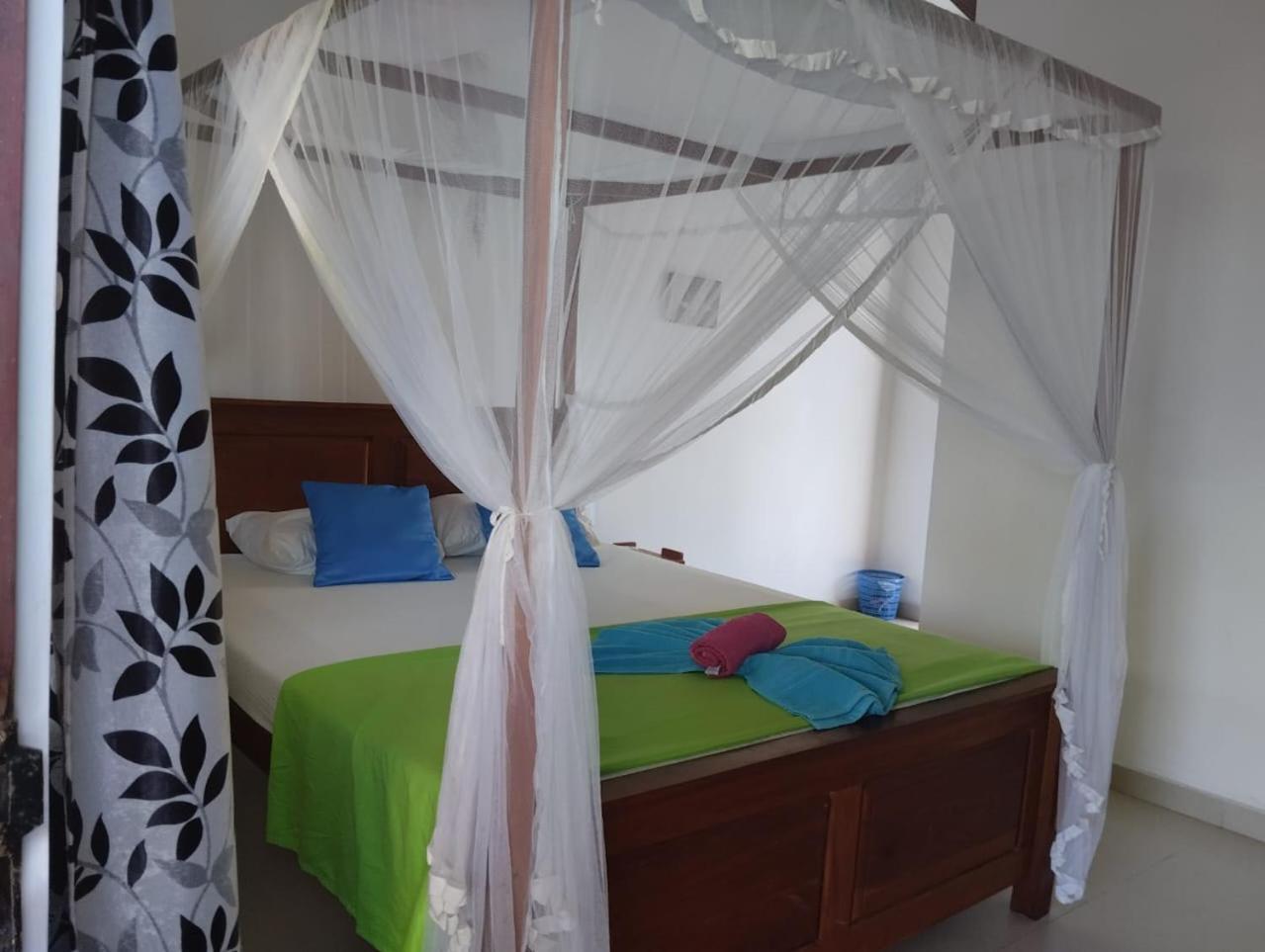 The Swiss Lankan Ahangama Habitación foto